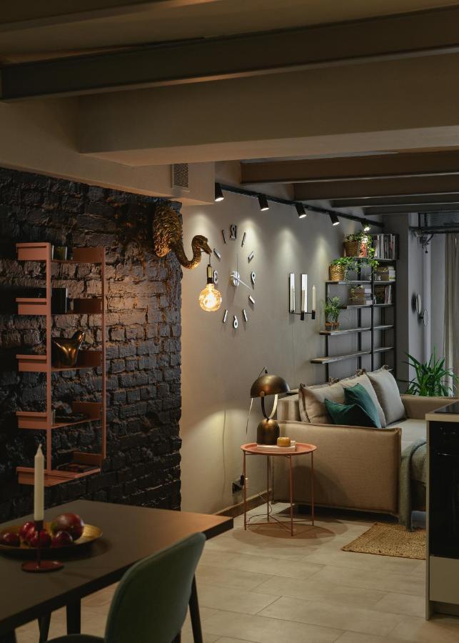 City Garage Apartment - Lwowska 9 Varşova Dış mekan fotoğraf