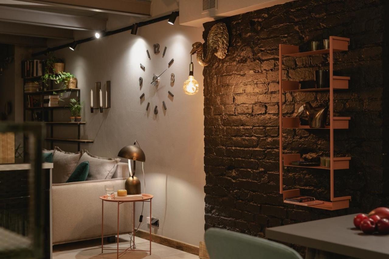 City Garage Apartment - Lwowska 9 Varşova Dış mekan fotoğraf